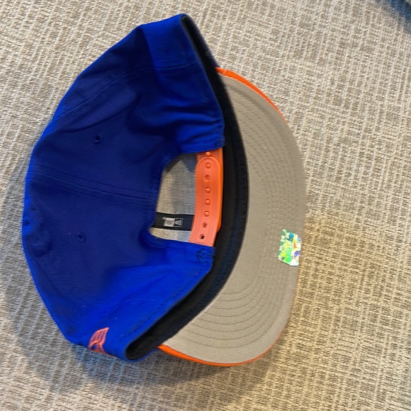 Denver Broncos New Era SnapBack Hat - Picture 4 of 4